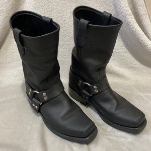 Double H Boots, Black Leather, Men's 10. Only worn few times. Like new.